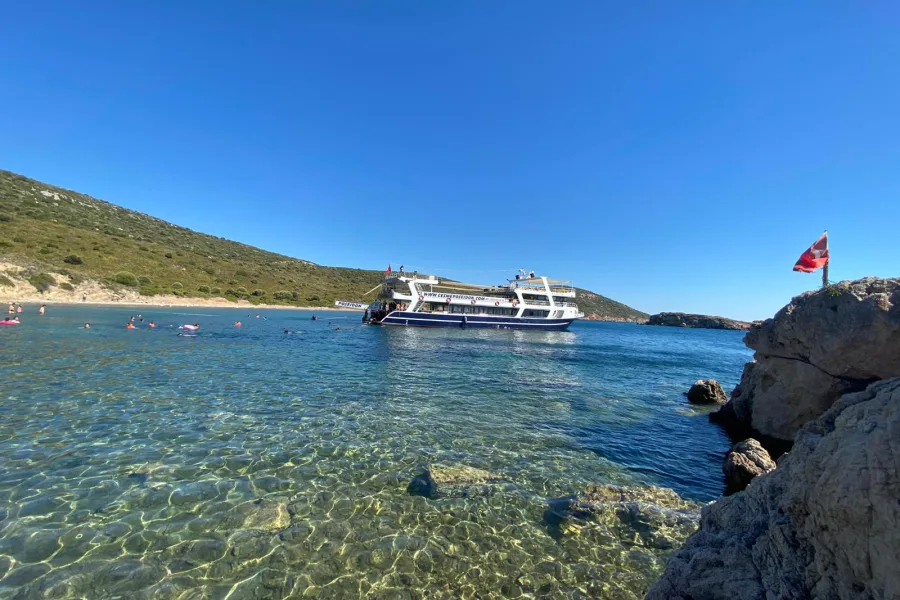 Çeşme Kalkışlı Yemekli Günbatımı Turu